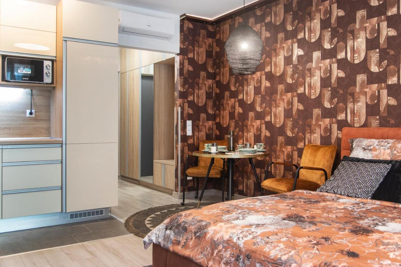 Grand Suites Corvin Budapest Exterior photo