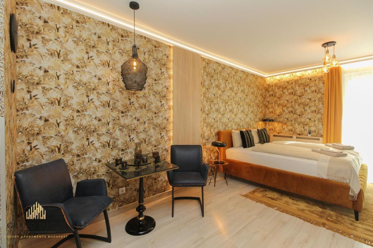 Grand Suites Corvin Budapest Exterior photo